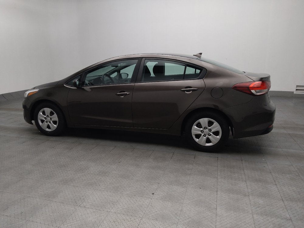 Used 2017 Kia Forte LX FWD image 3