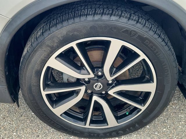Certified 2019 Nissan Rogue SL w/ Premium Package FWD image 8