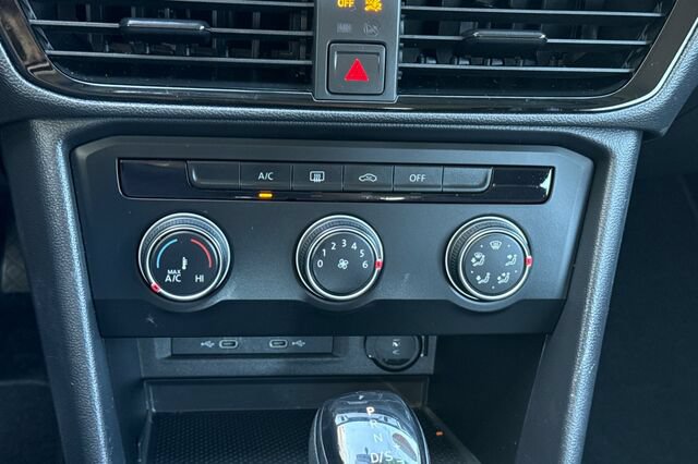 Certified 2022 Volkswagen Taos S FWD image 20