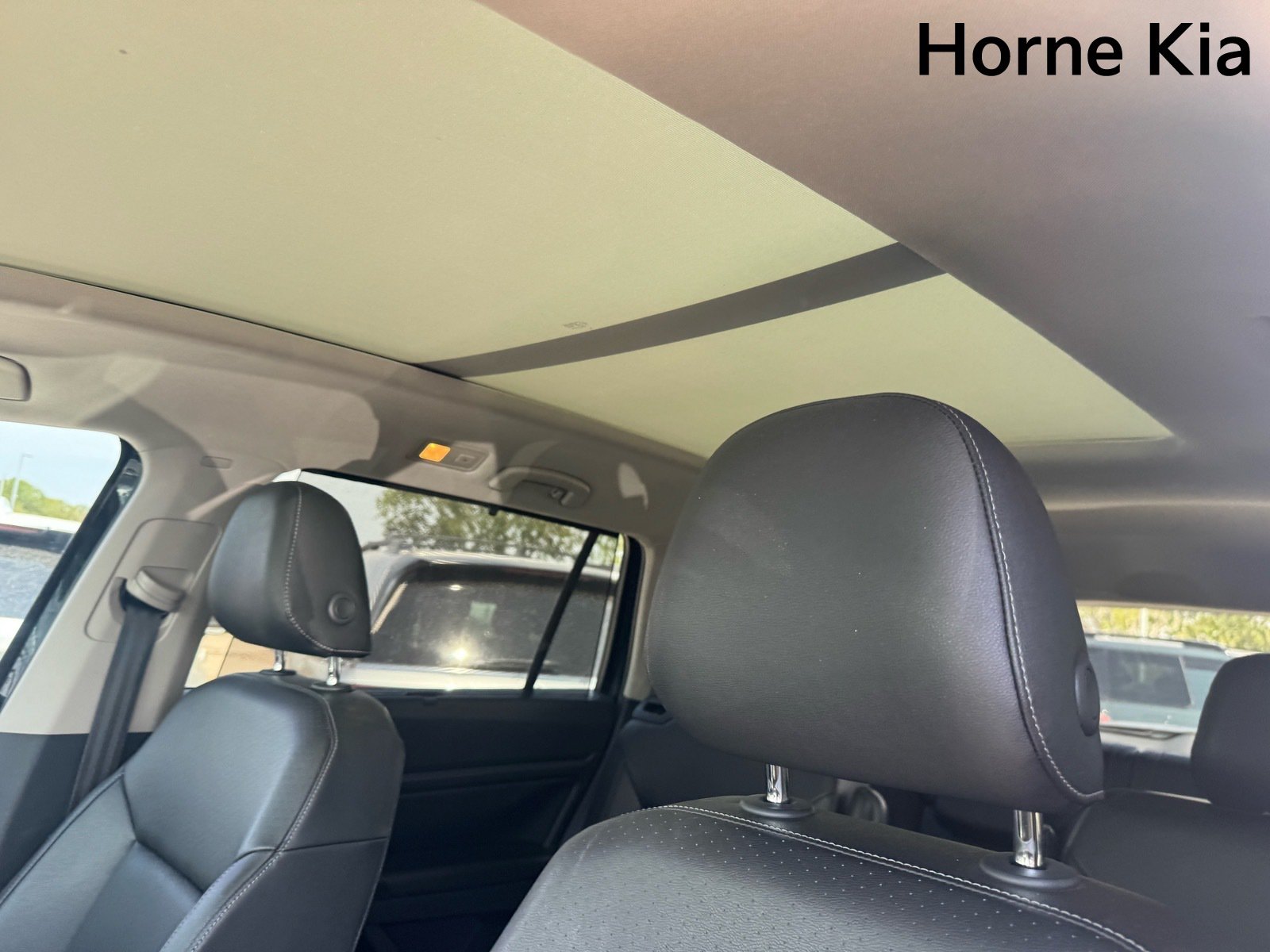 Used 2019 Volkswagen Atlas SEL FWD image 24
