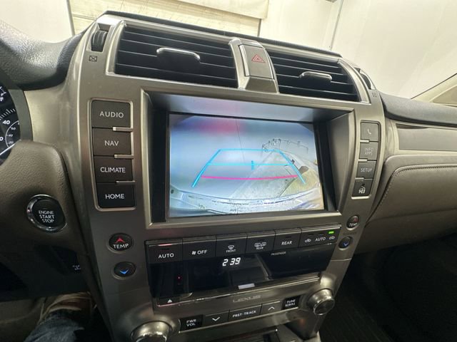 Used 2016 Lexus GX 460 image 25