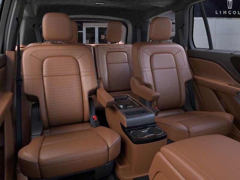 New 2026 Lincoln Aviator Black Label w/ Jet Appearance Package AWD/4WD image 11