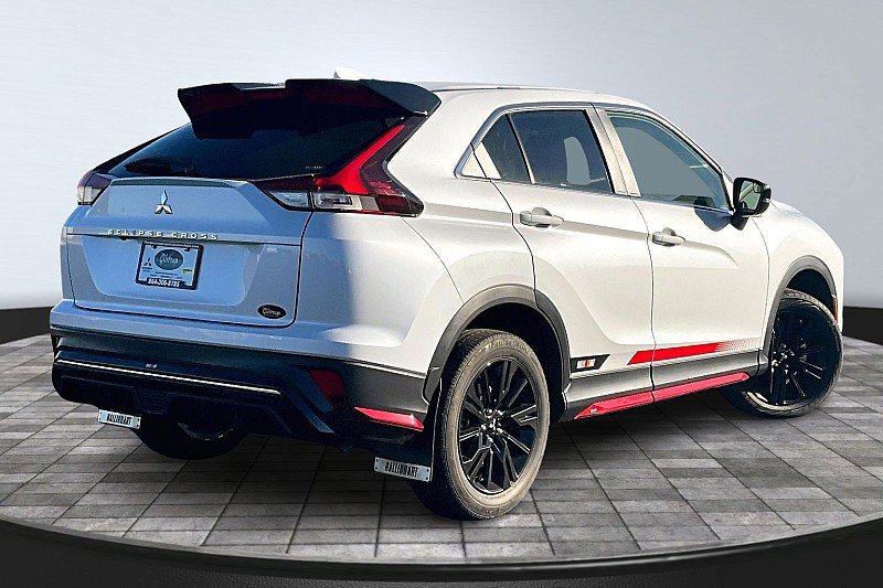 Used 2023 Mitsubishi Eclipse Cross Ralliart image 2