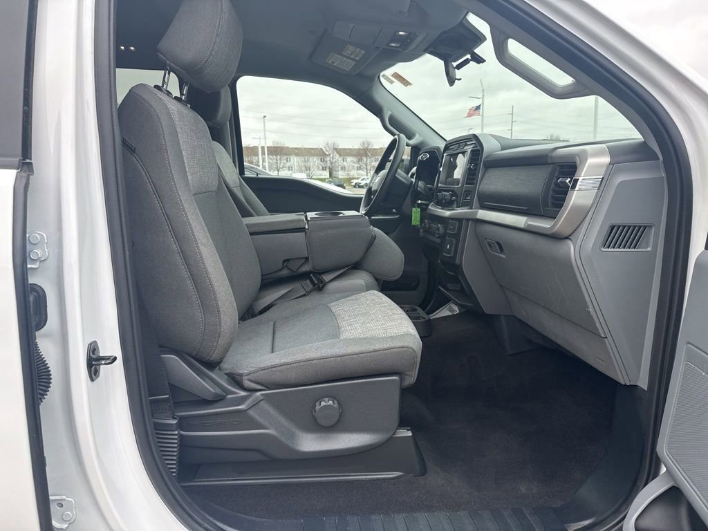 Used 2022 Ford F150 XLT w/ XTR Package image 46