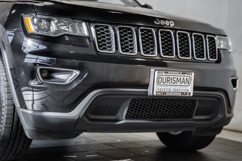 Certified 2019 Jeep Grand Cherokee Laredo w/ Security & Convenience Group image 13