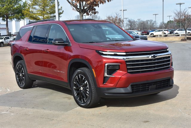 New 2026 Chevrolet Traverse LT w/ Sun and Wheel Package image 3