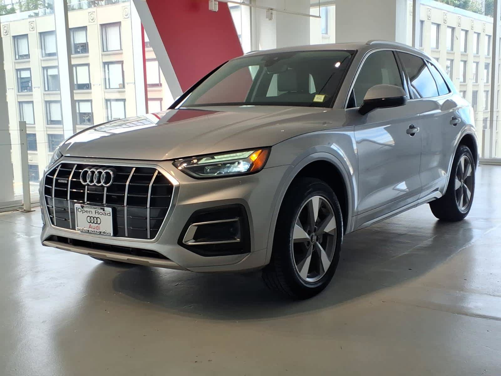 Used 2023 Audi Q5 2.0T Premium Plus w/ Premium Plus Package AWD/4WD image 1