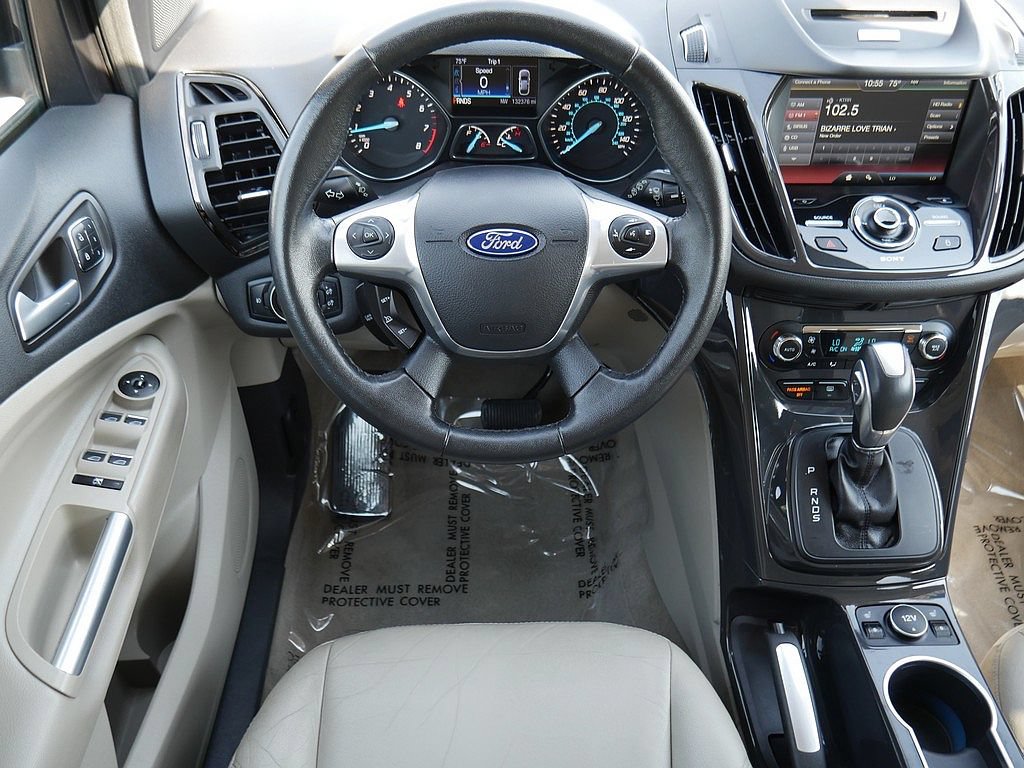 Used 2015 Ford Escape Titanium AWD/4WD image 18