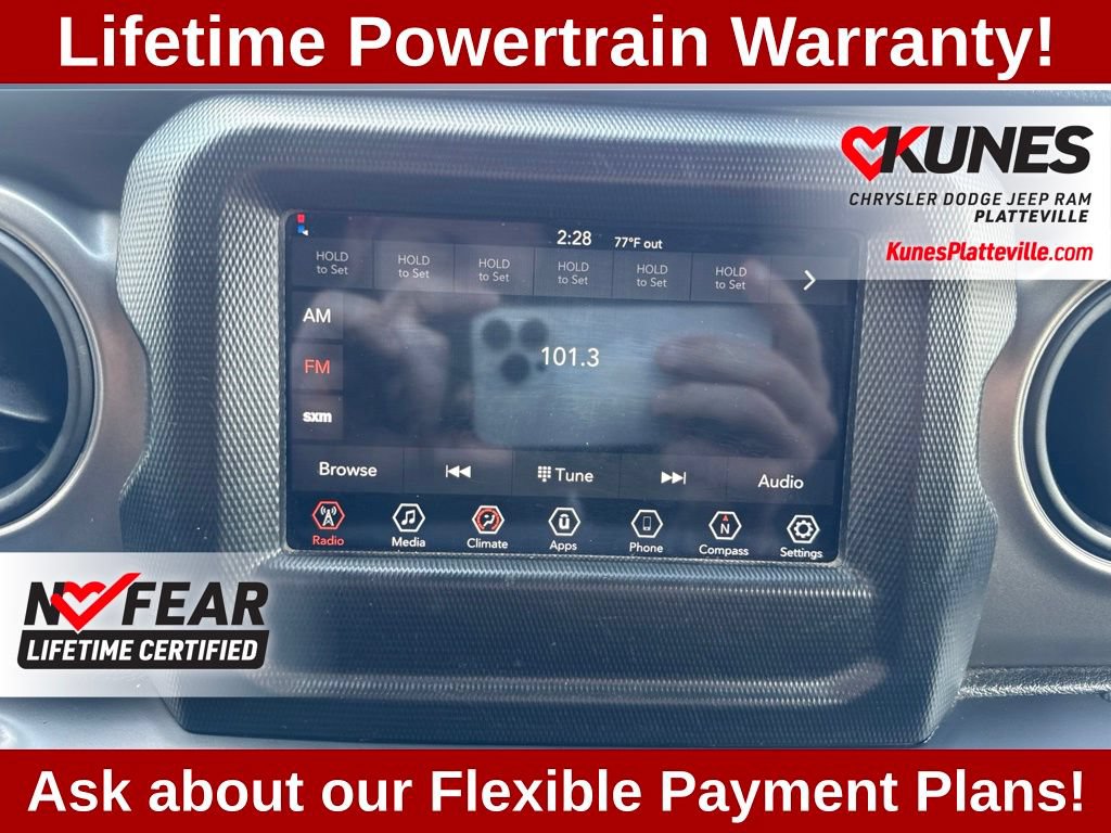 Used 2022 Jeep Gladiator Sport AWD/4WD image 24