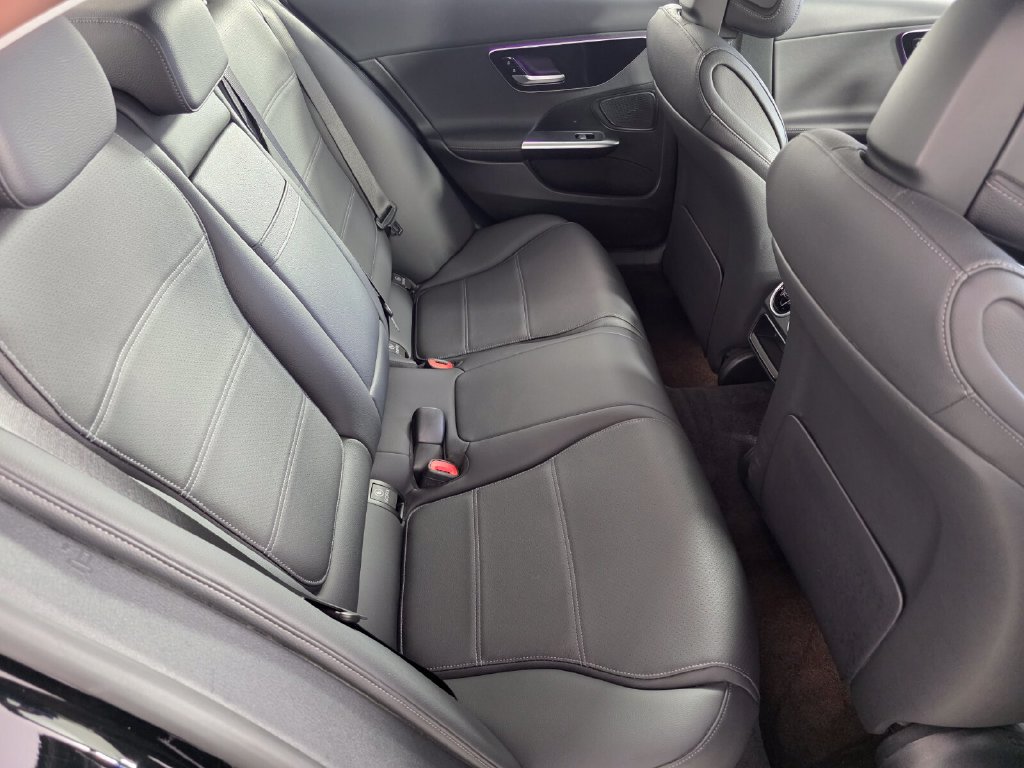 Certified 2023 Mercedes-Benz C 300 Sedan image 24