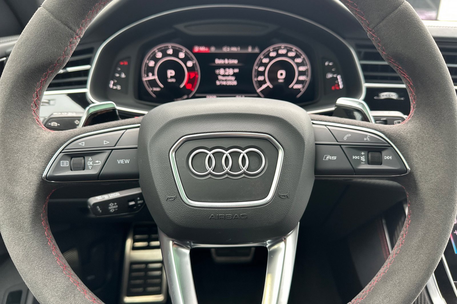 Used 2024 Audi RS Q8 AWD/4WD image 23
