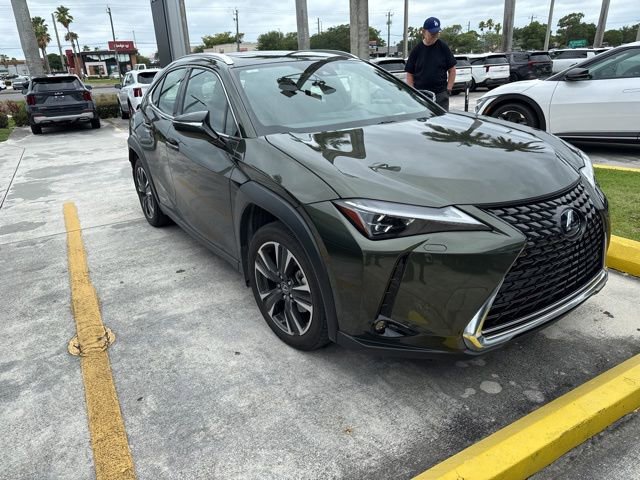 Used 2019 Lexus UX 250h w/ Accessory Package 2 AWD/4WD video 1