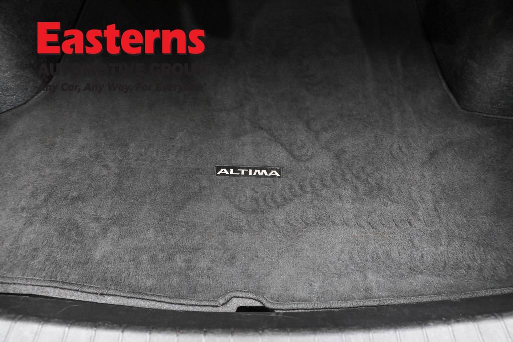 Used 2024 Nissan Altima 2.5 SV image 9