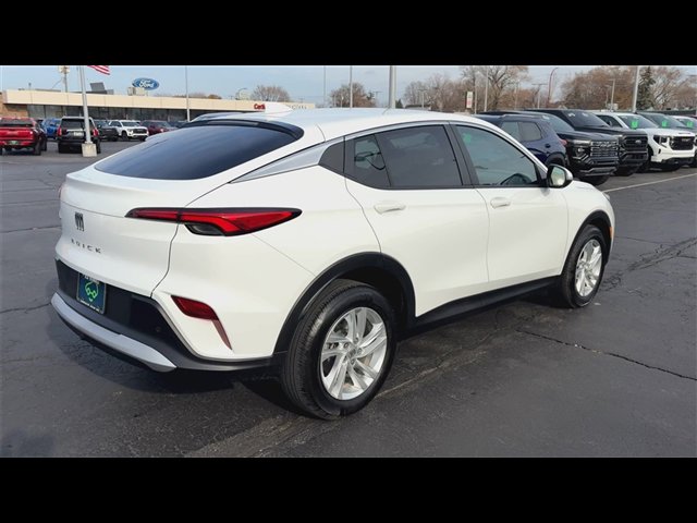 Certified 2024 Buick Envista Preferred w/ Convenience II Package image 8