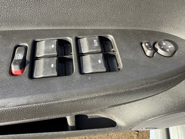 Used 2011 Chevrolet Impala LT w/ Luxury Edition Package image 15