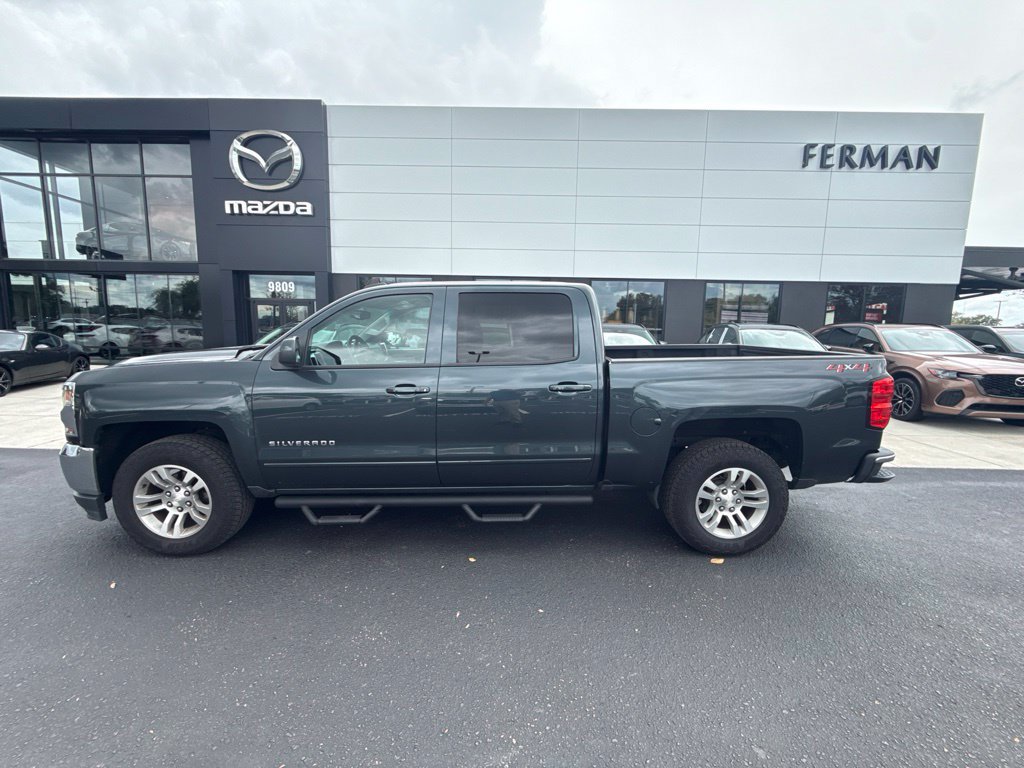 Used 2018 Chevrolet Silverado 1500 LT w/ All Star Edition AWD/4WD image 8