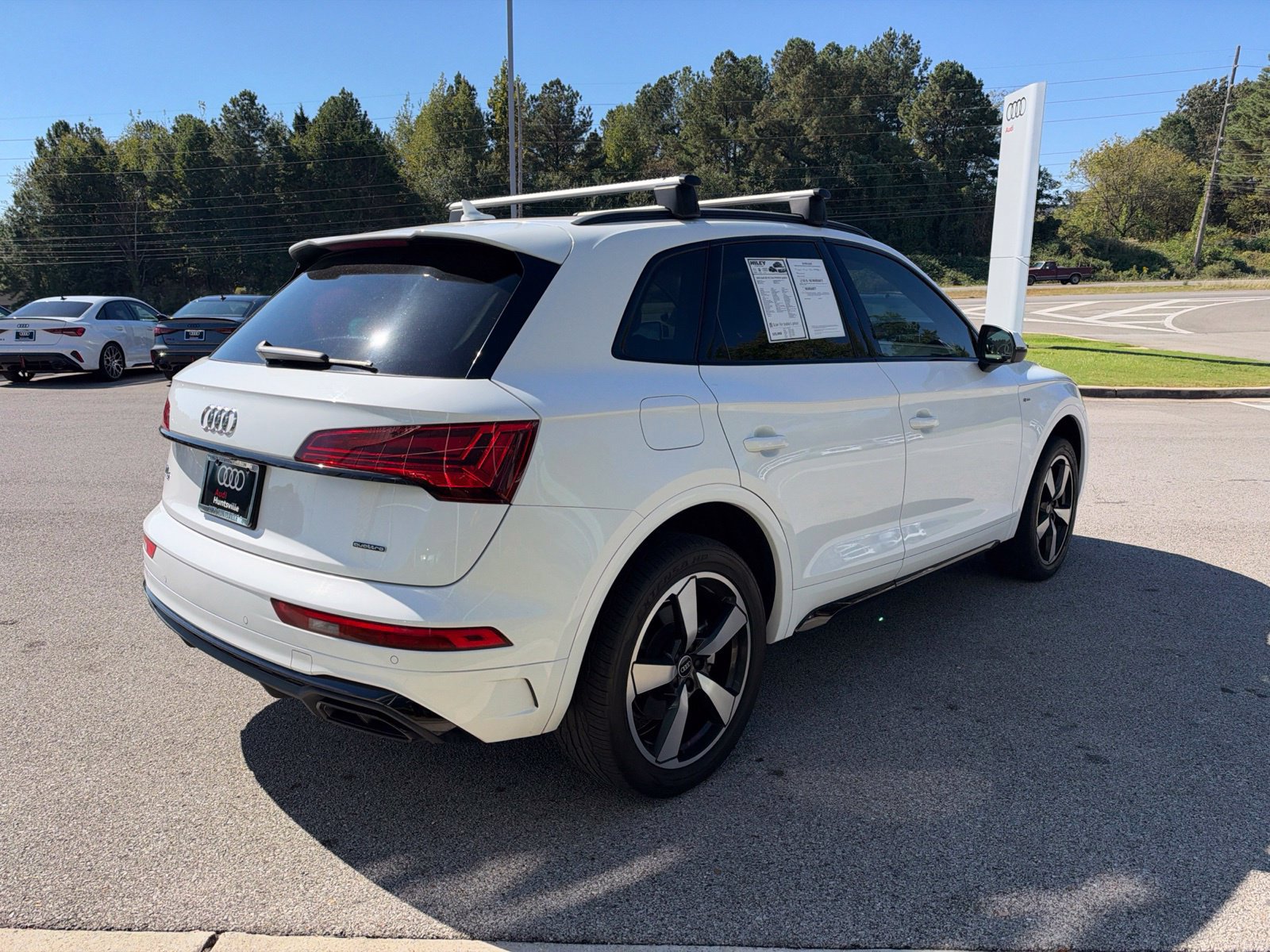 Used 2022 Audi Q5 2.0T Premium Plus w/ Premium Plus Package AWD/4WD image 5