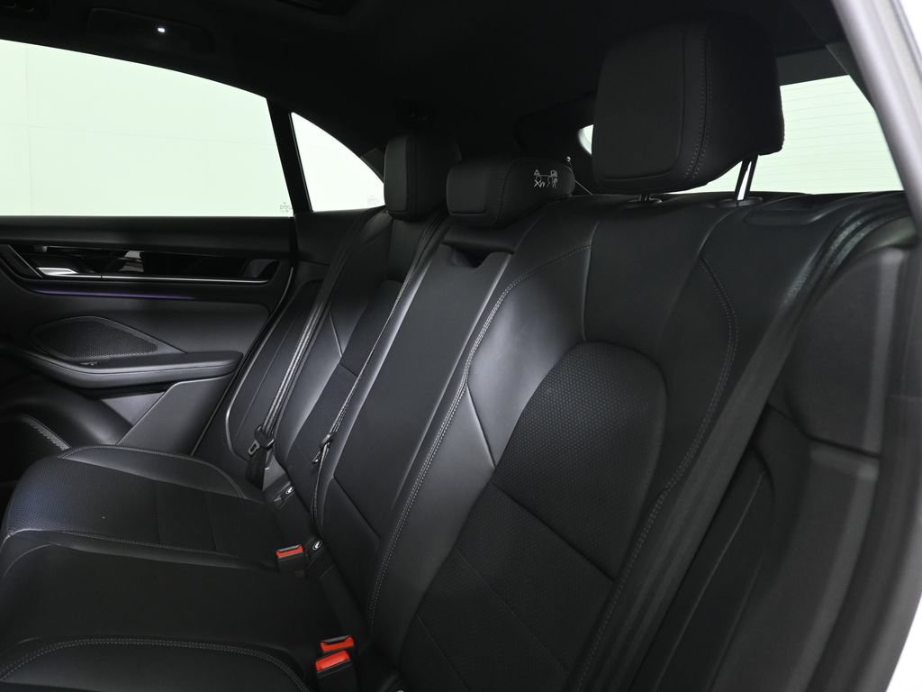 New 2026 Porsche Macan 4 Electric AWD/4WD image 35