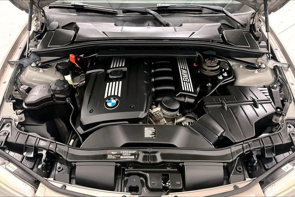 Used 2012 BMW 128i Convertible RWD image 9