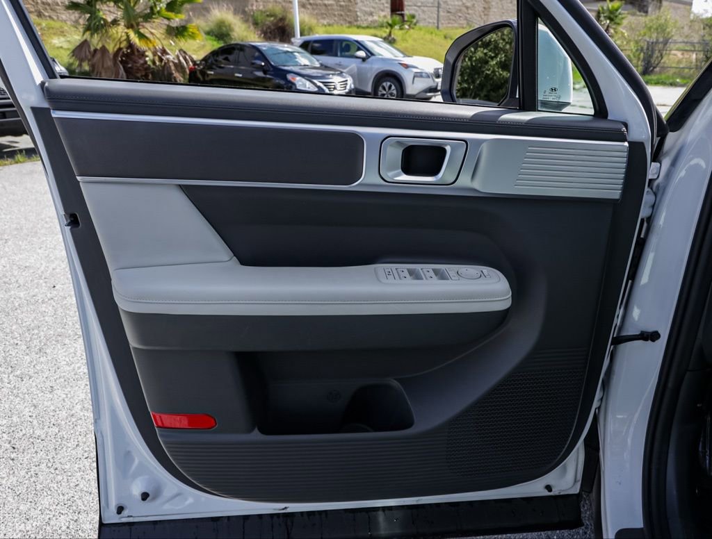 Used 2024 Hyundai Santa Fe SEL image 13