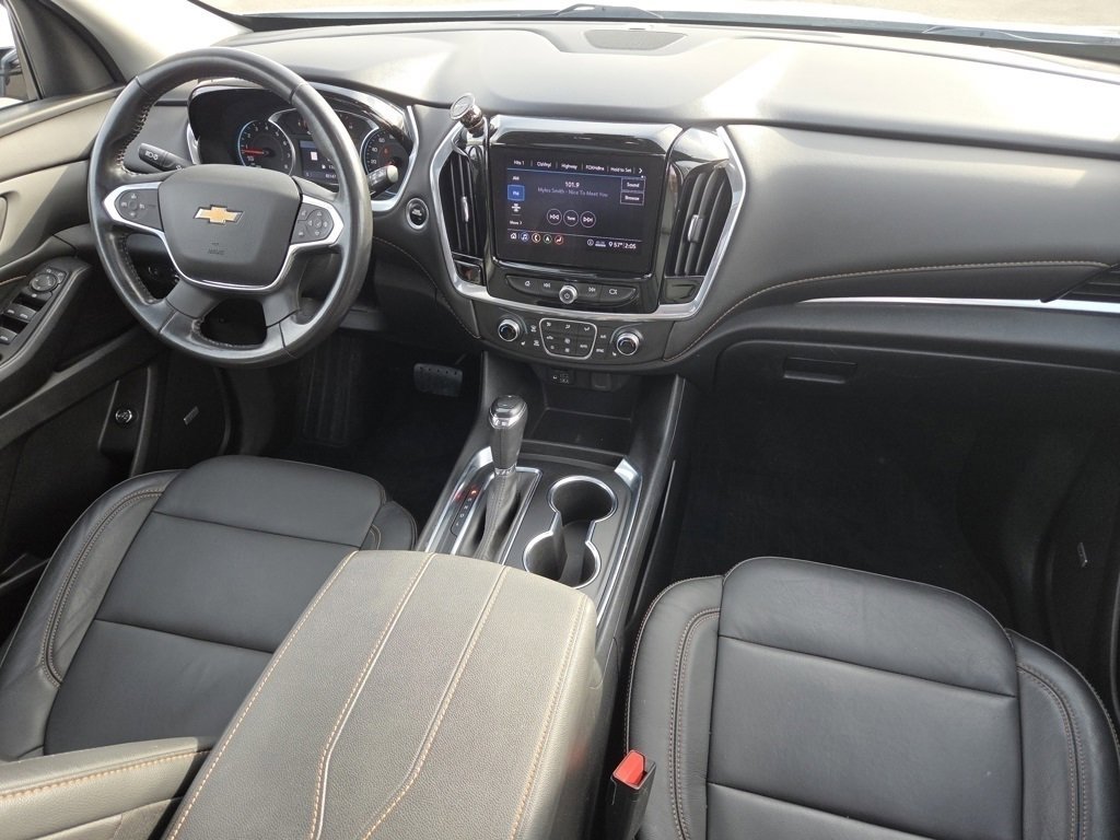Used 2020 Chevrolet Traverse LT w/ LT Premium Package image 36