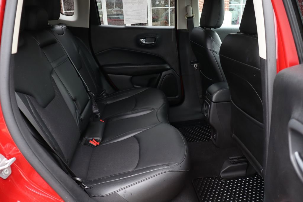 Used 2020 Jeep Compass Latitude image 41