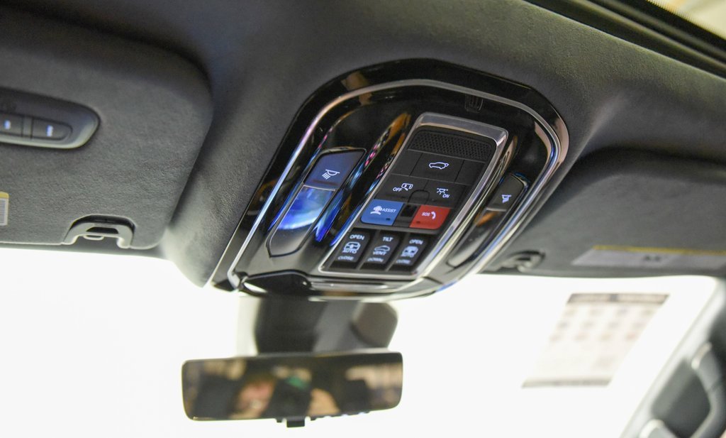 Used 2022 Jeep Grand Wagoneer Series II w/ Premium Group II image 33