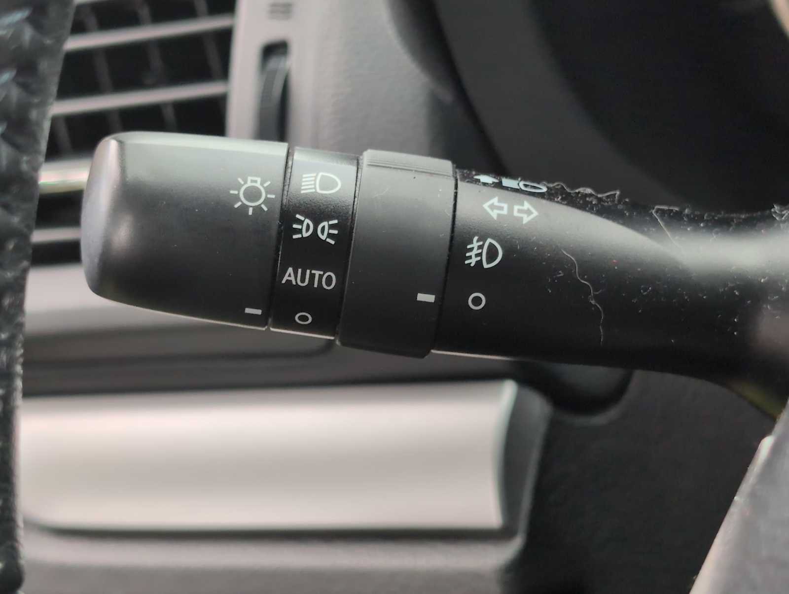 Used 2014 Subaru Crosstrek 2.0i Limited AWD/4WD image 26