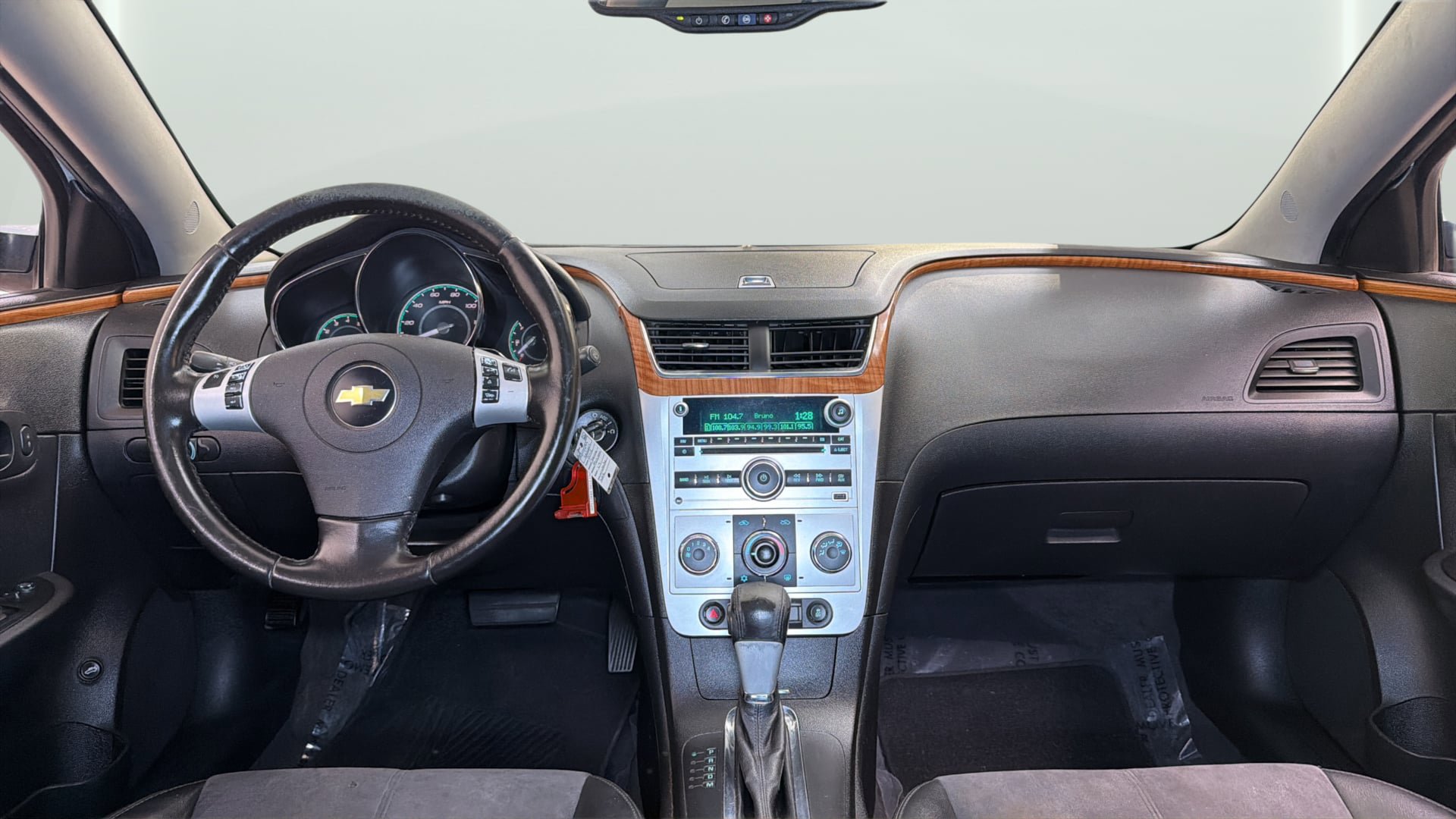 Used 2012 Chevrolet Malibu LT image 14