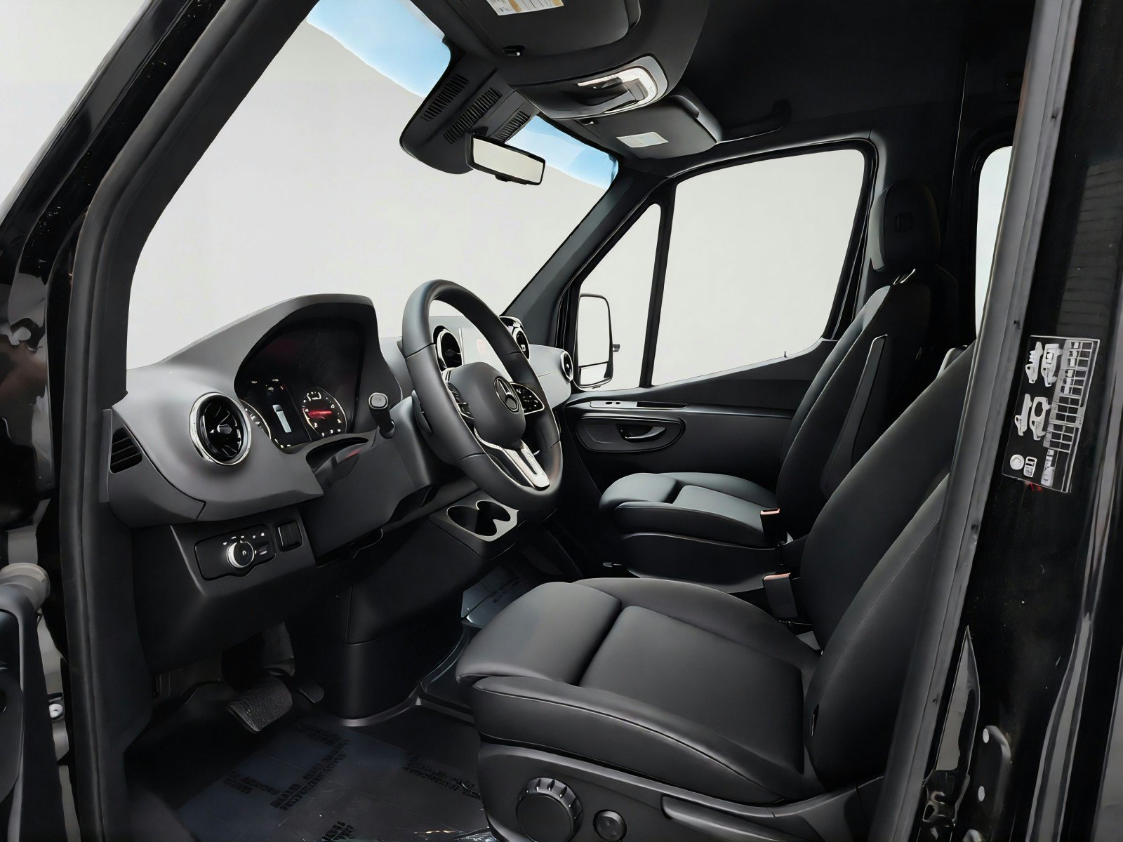 Used 2024 Mercedes-Benz Sprinter 3500 w/ Parking Package image 8