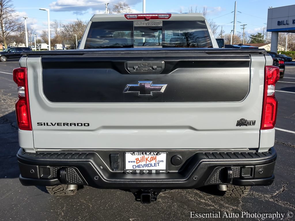 Used 2024 Chevrolet Silverado 1500 ZR2 w/ ZR2 Bison Edition AWD/4WD image 9
