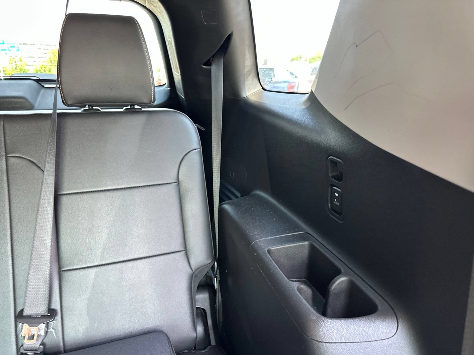 Used 2020 Chevrolet Traverse Premier w/ Redline Edition AWD/4WD image 14
