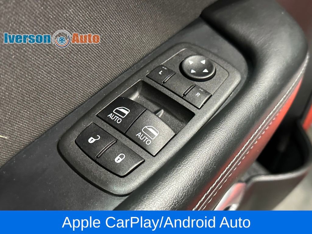 Used 2023 Dodge Challenger SXT w/ Blacktop Package image 15