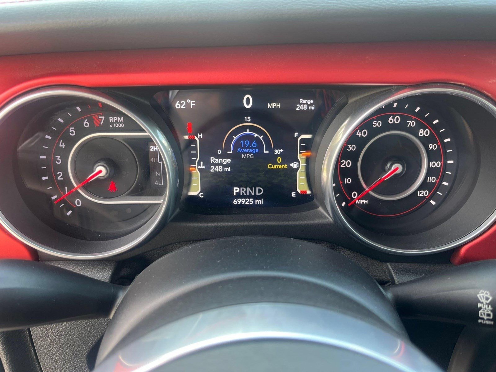Used 2018 Jeep Wrangler Unlimited Rubicon w/ LED Lighting Group AWD/4WD image 17