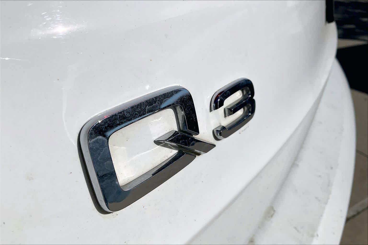 Used 2020 Audi Q3 2.0T Premium w/ Convenience Package AWD/4WD image 30