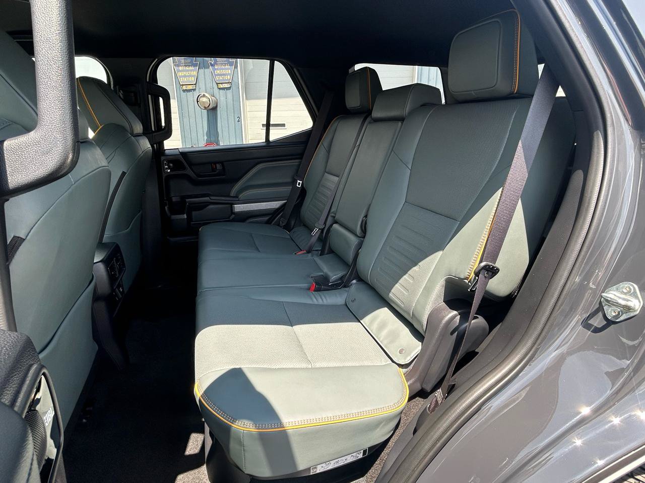 Used 2025 Toyota 4Runner Trailhunter AWD/4WD image 19