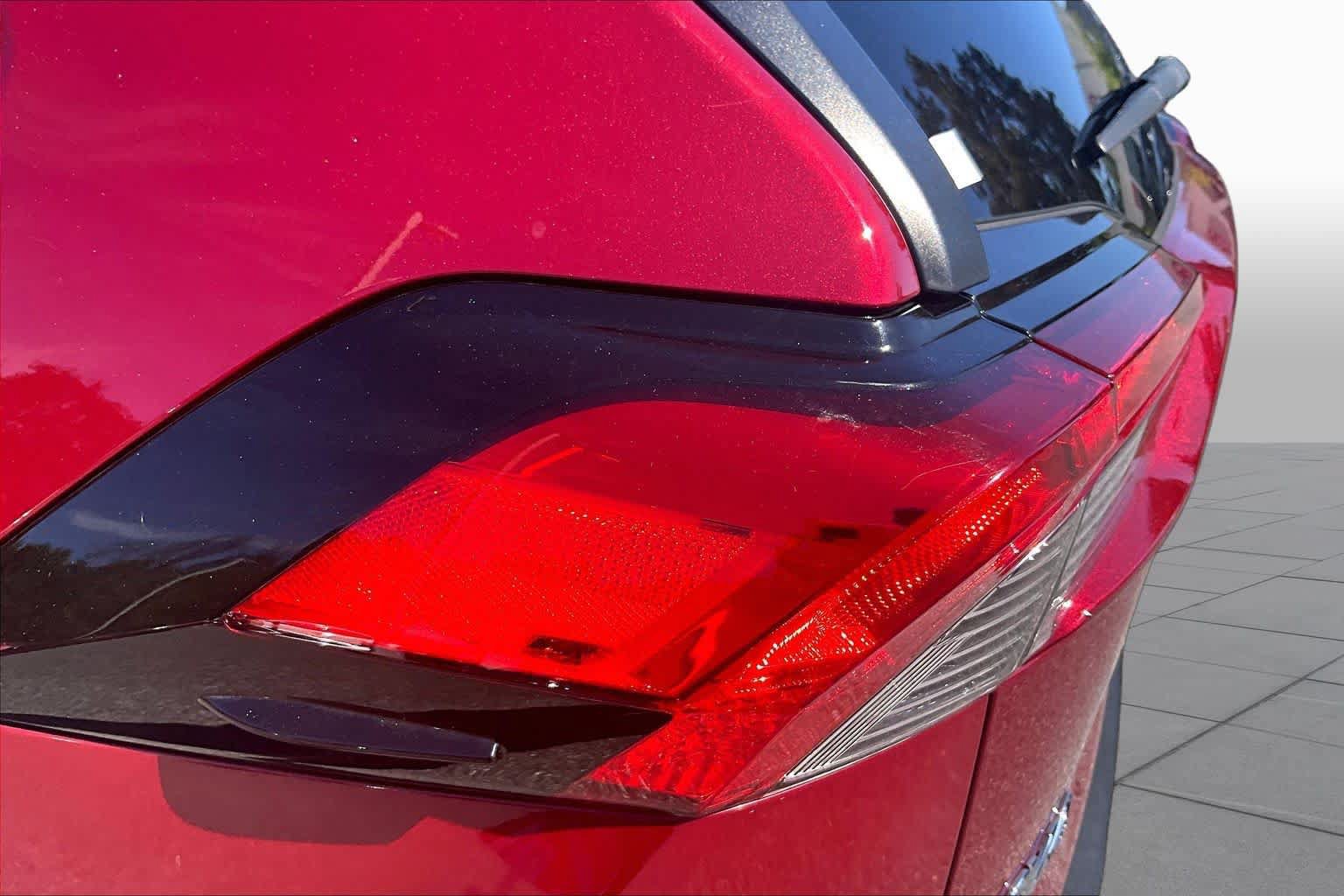 Used 2021 Toyota RAV4 XLE AWD/4WD image 28