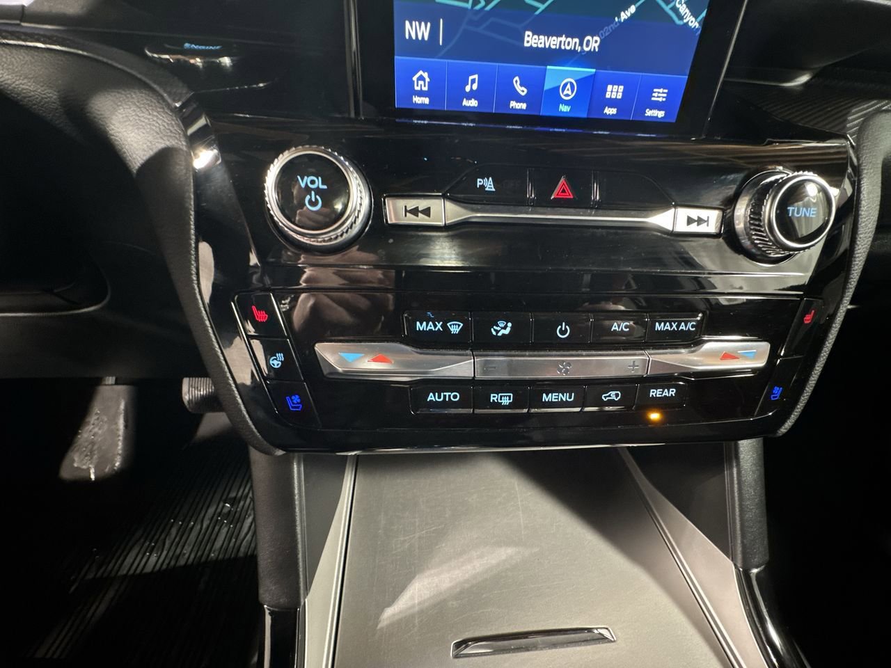 Used 2023 Ford Explorer ST w/ Equipment Group 401A image 27