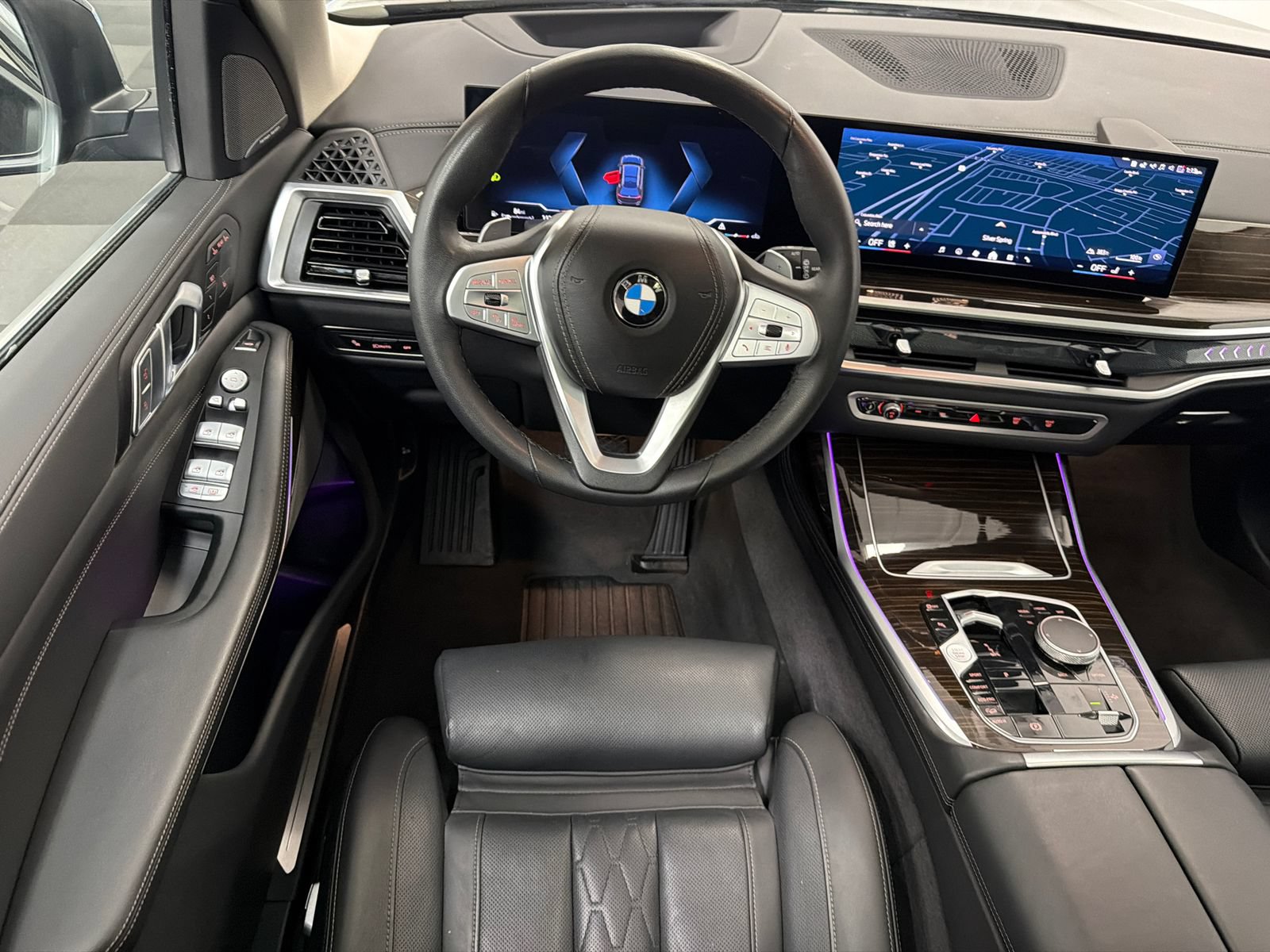 Used 2026 BMW X7 xDrive40i AWD/4WD image 25