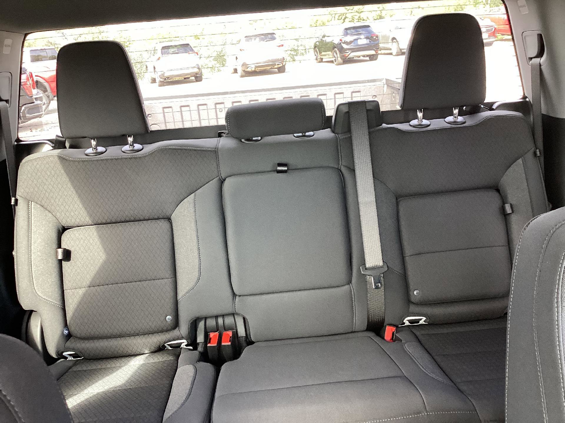 New 2025 GMC Sierra 1500 Elevation image 10