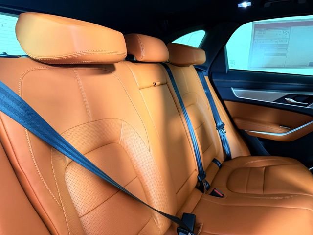 New 2026 Jaguar F-PACE R-Dynamic S image 36