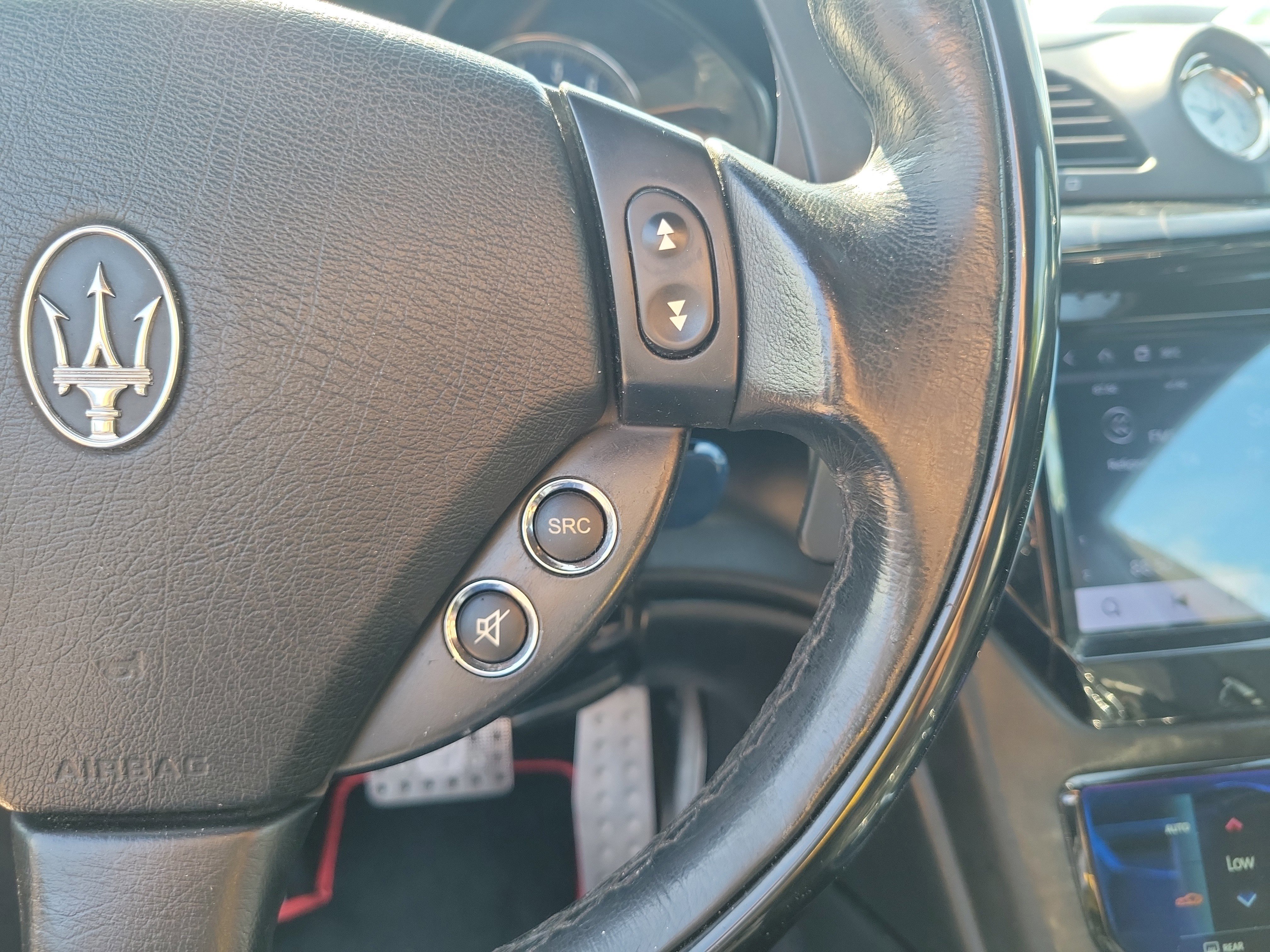 Used 2014 Maserati GranTurismo Sport RWD image 20