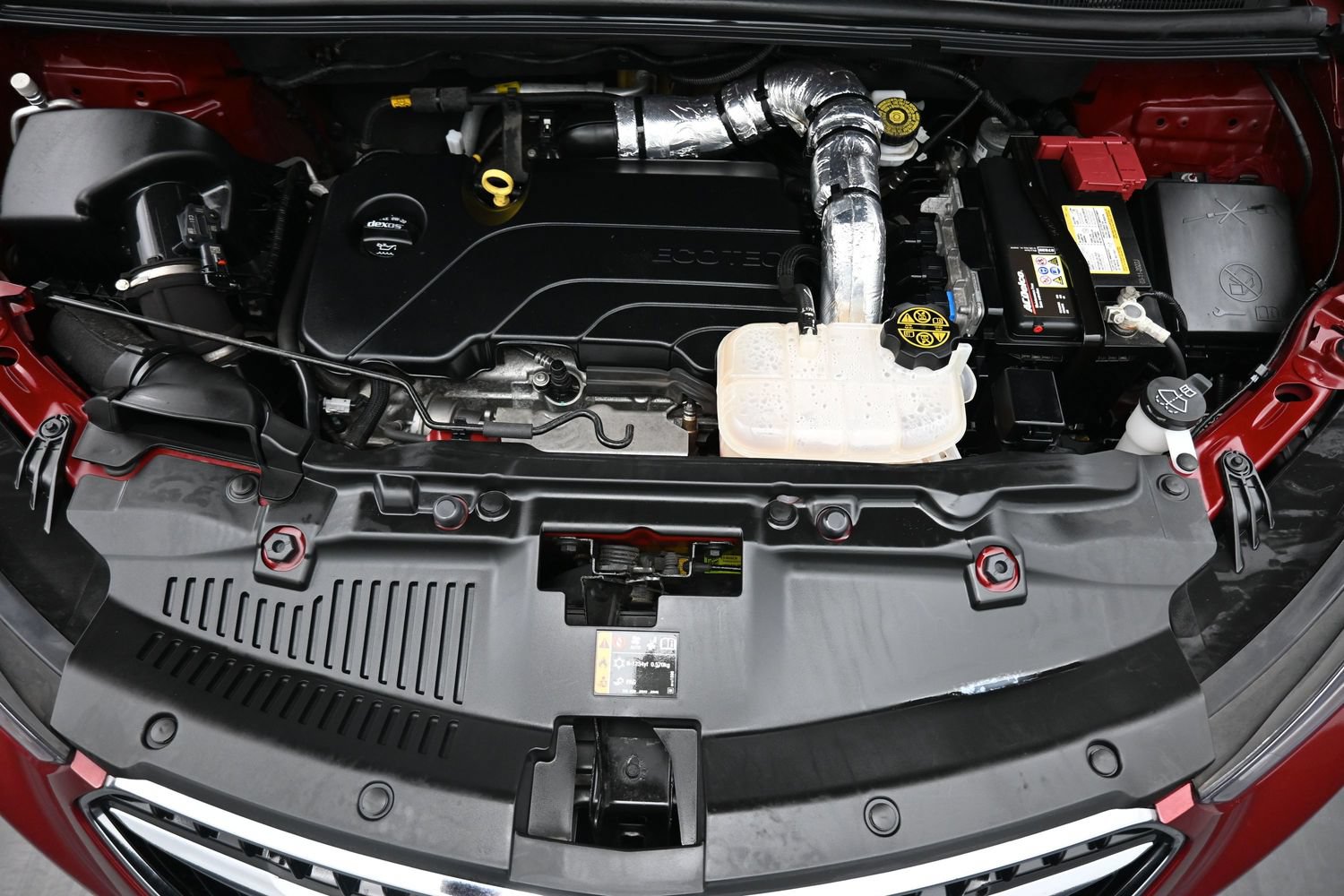 Used 2022 Buick Encore Preferred w/ Safety Package AWD/4WD image 7
