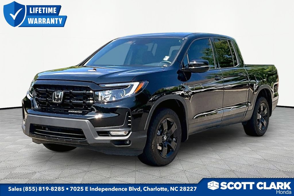 Used 2025 Honda Ridgeline Black Edition image 3