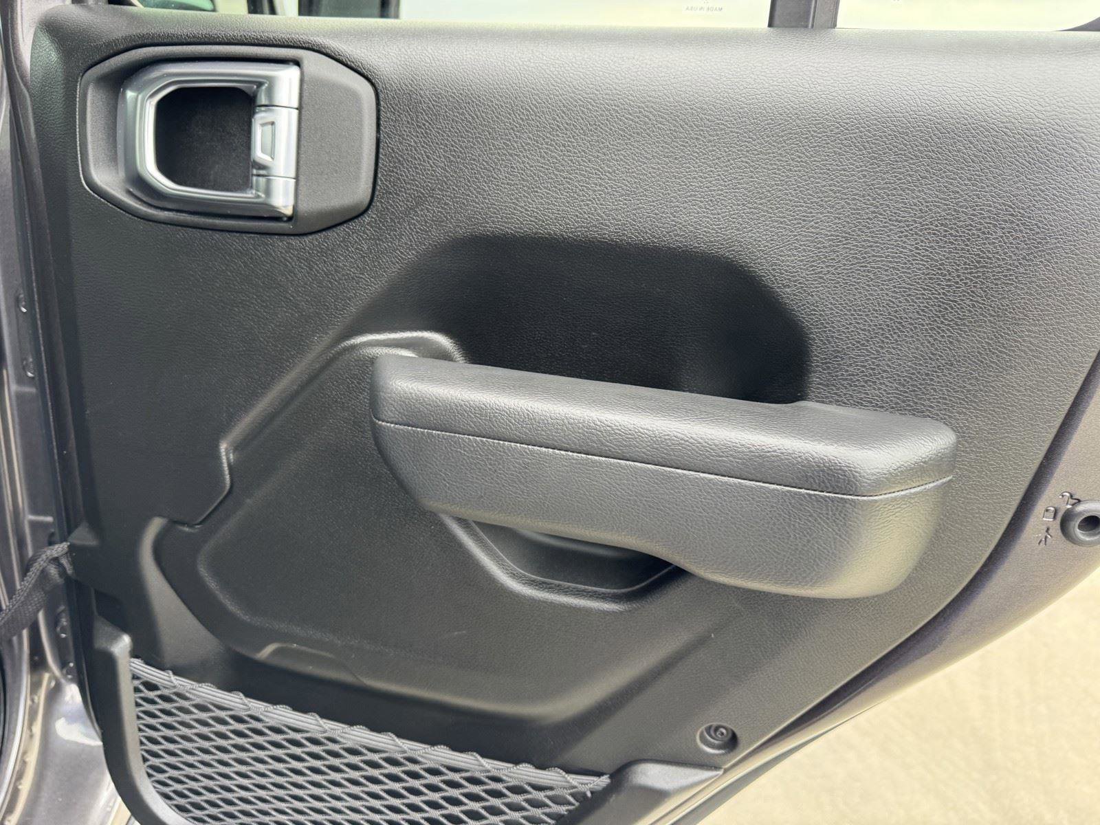 Certified 2025 Jeep Wrangler Unlimited Rubicon 4xe w/ Convenience Group image 13