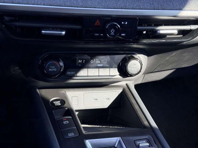 New 2026 Nissan Kicks SV image 21