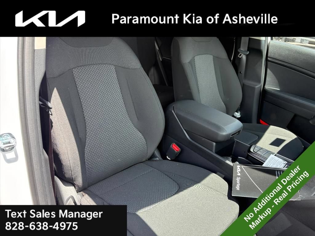 New 2026 Kia Sportage LX AWD/4WD image 19