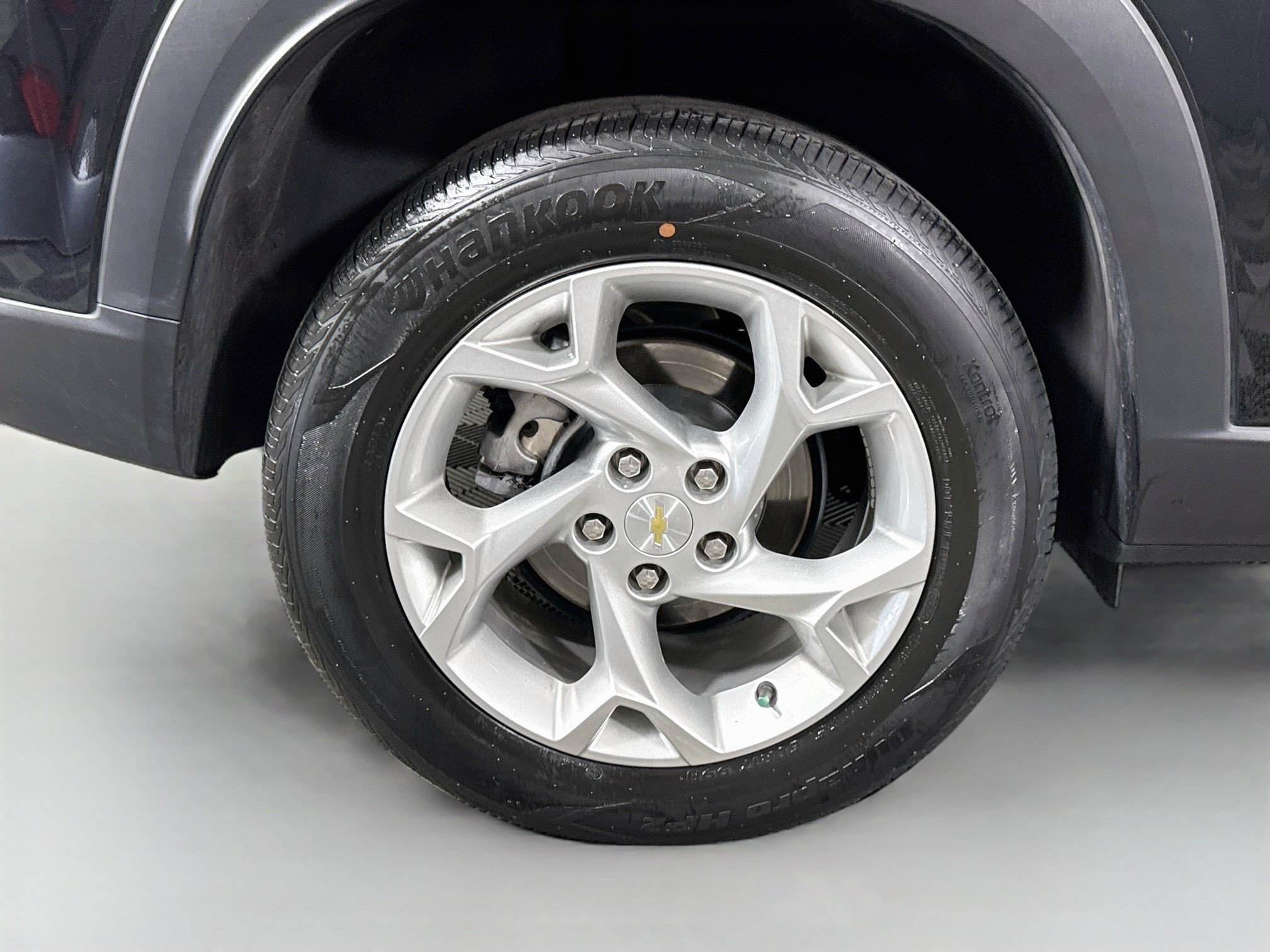 Used 2024 Chevrolet Trax LS w/ LS Convenience Package FWD image 32