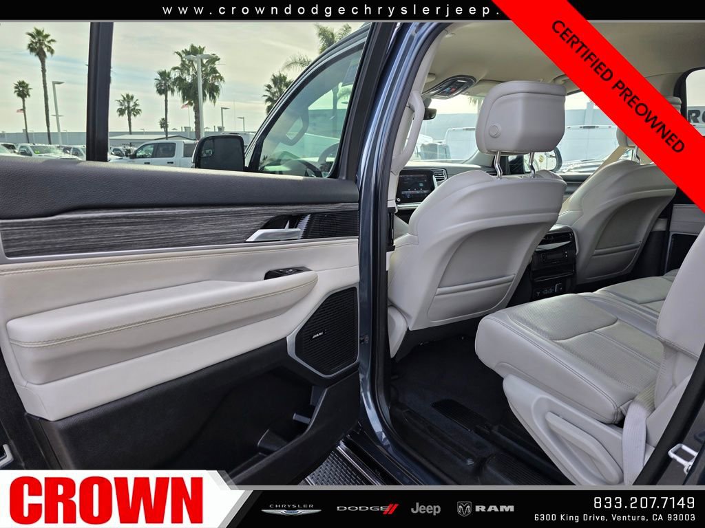 Certified 2024 Jeep Wagoneer L Series II w/ Flexible Seating Group image 21