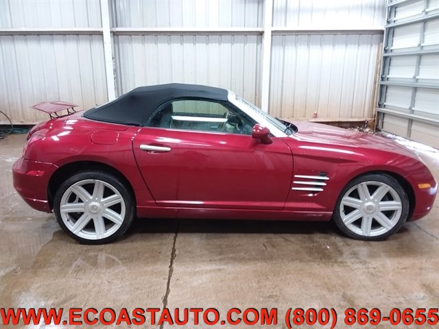 Used 2006 Chrysler Crossfire Limited RWD image 3
